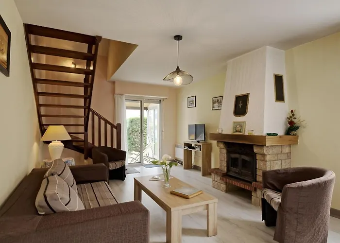 Holiday Home Le Clos Er Bert By Interhome