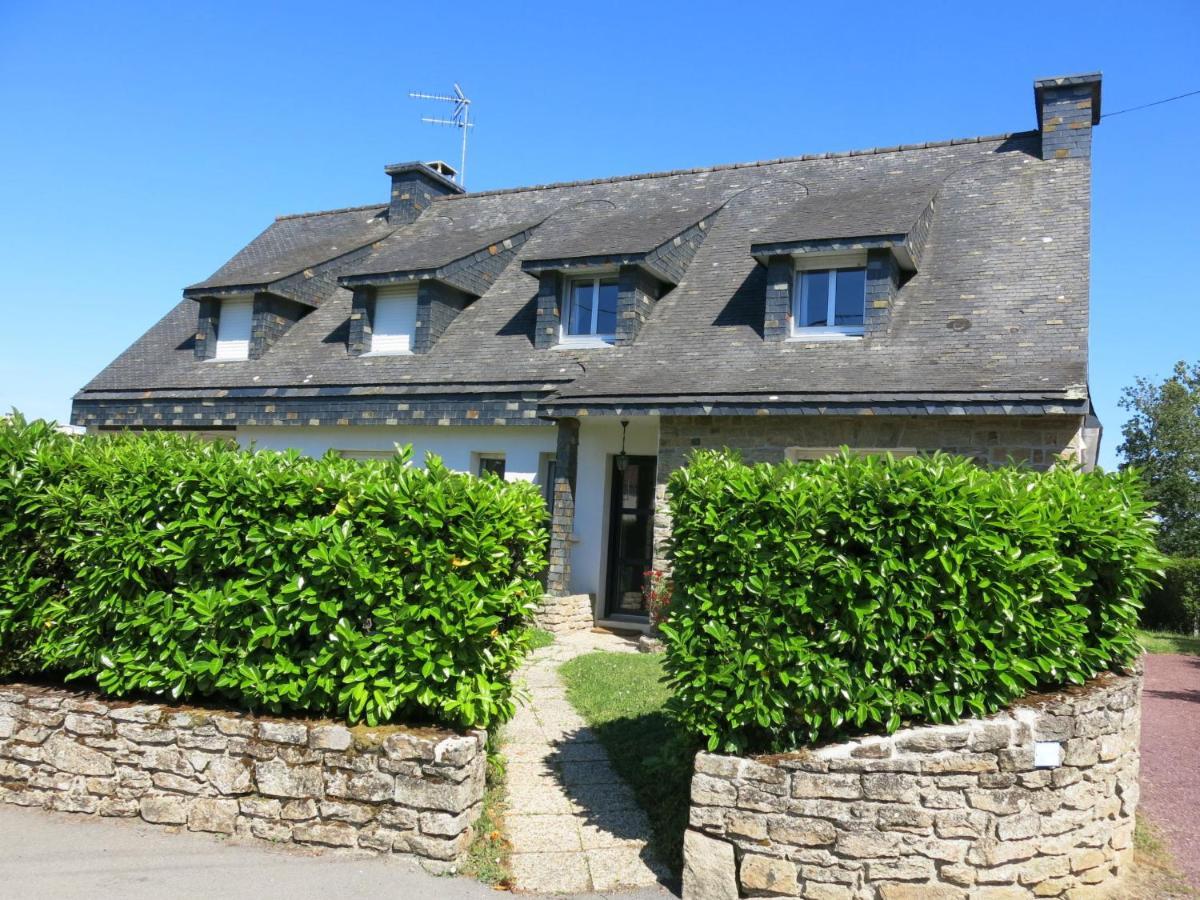 Le Clos Er Bert By Interhome Sarzeau