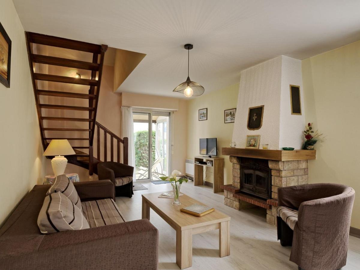 Le Clos Er Bert By Interhome *