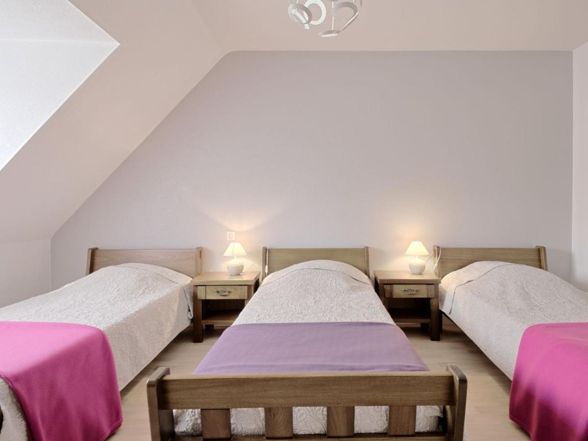 Le Clos Er Bert By Interhome * Sarzeau
